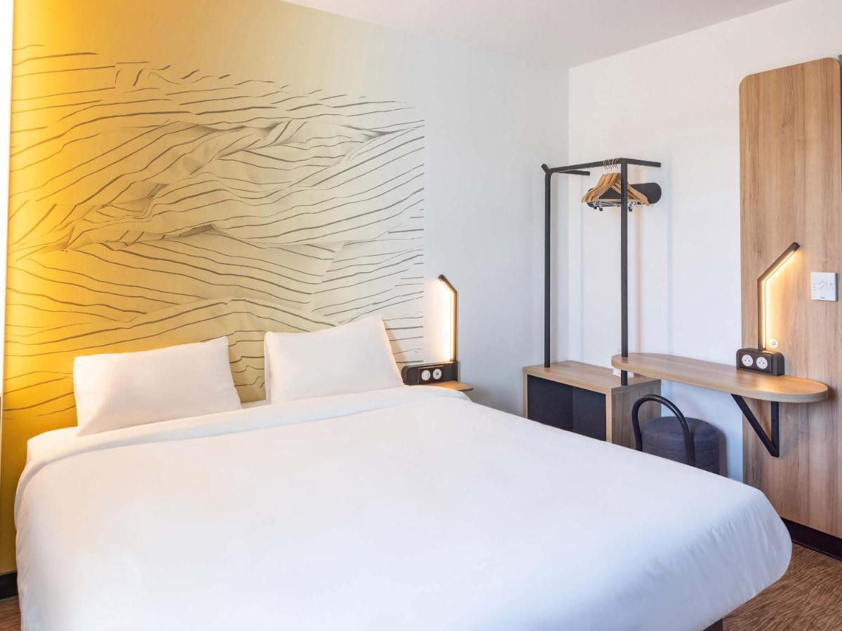B&B Hotel Rennes Parc Expo Aeroport ブリュ エクステリア 写真